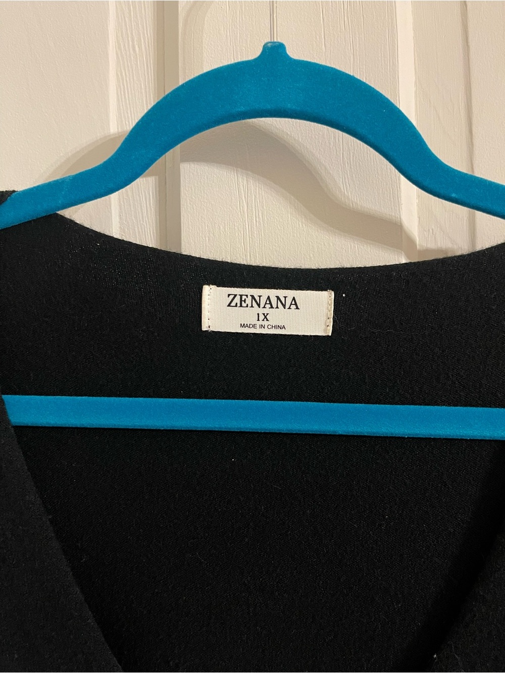 Zenana 1X long sweater with side slits - Picture 2 of 5